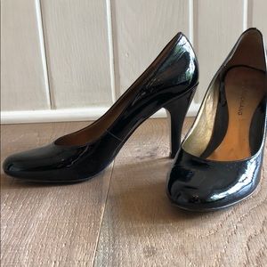 Arturo Chiang Round Toe Heels